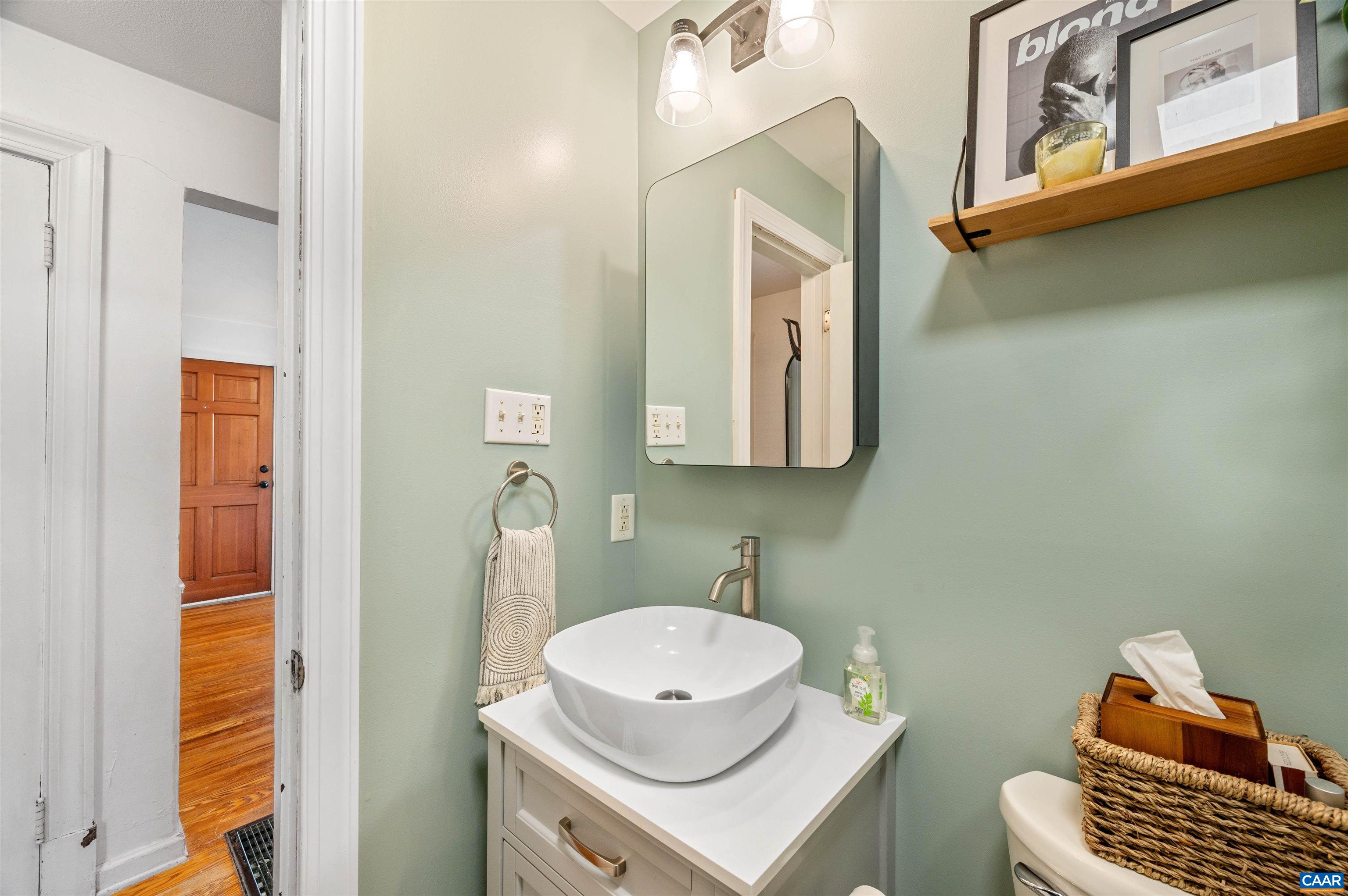 1104 Cherry Avenue Charlottesville, VA 22903 - Photo 18 of 27 Gallery Image 18