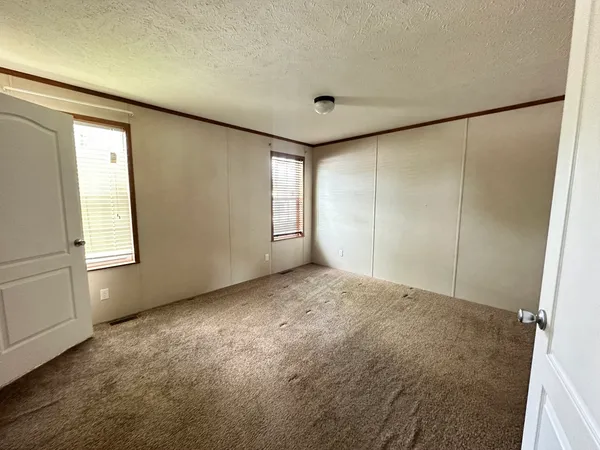 $65,000 | 319 Avenue F, Bloomington, IL 61704