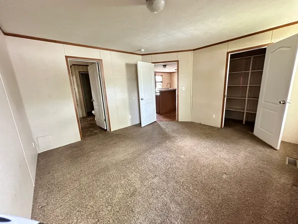 $65,000 | 319 Avenue F, Bloomington, IL 61704
