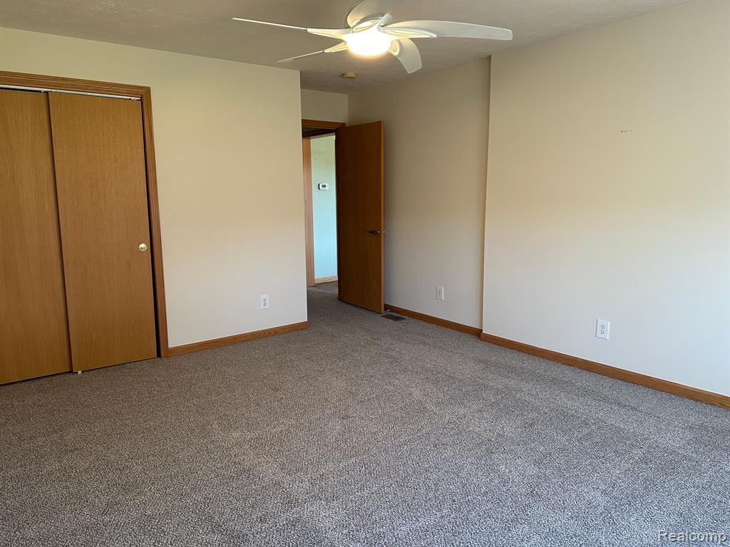 26237 Arsenal Road Flat Rock, MI 48134 - Photo 24 of 30 Gallery Image 24