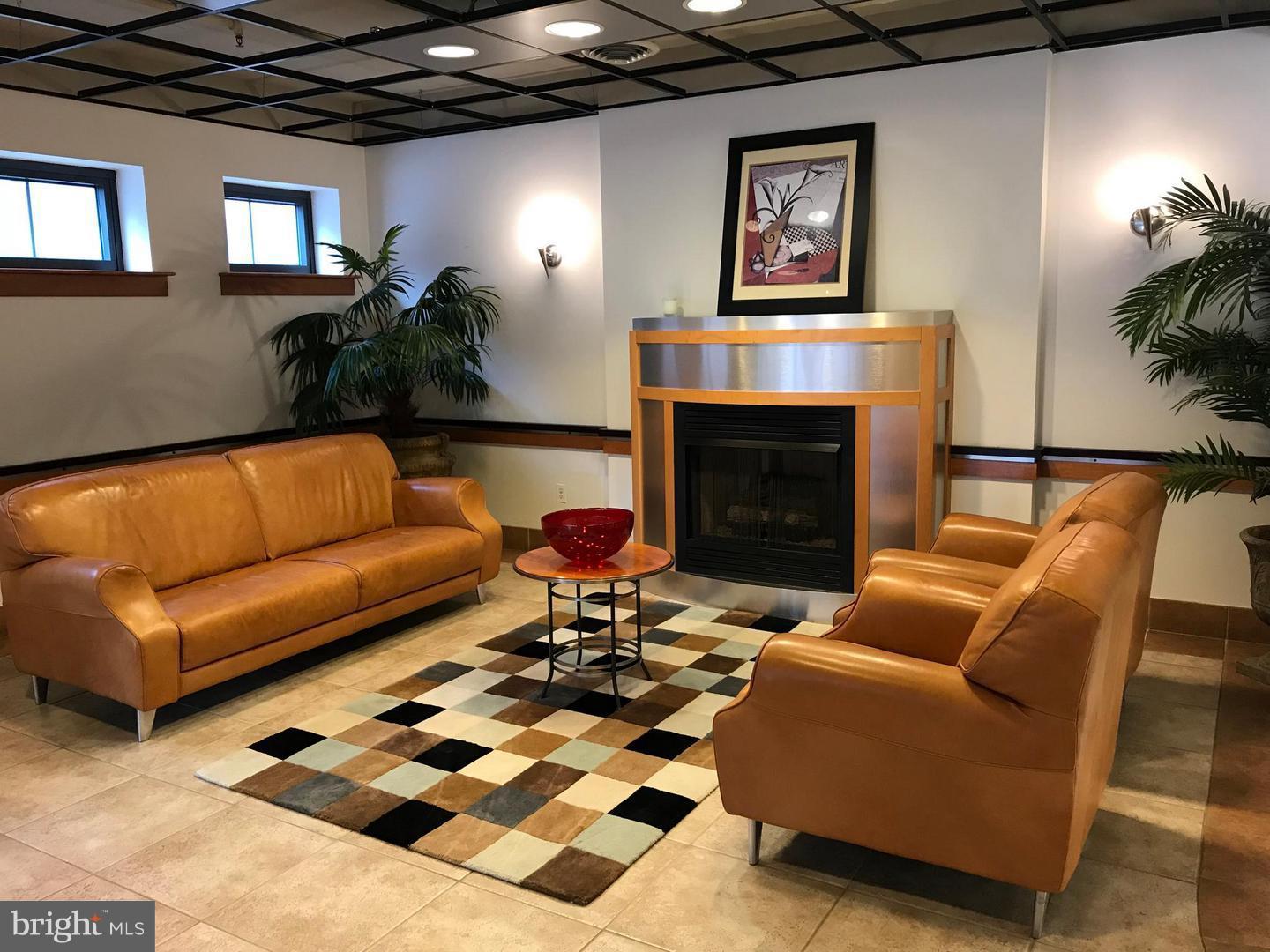 2328 Champlain Street Northwest, Unit 202 Washington, DC 20009 - Photo 3 of 13 First Floor Lovvy