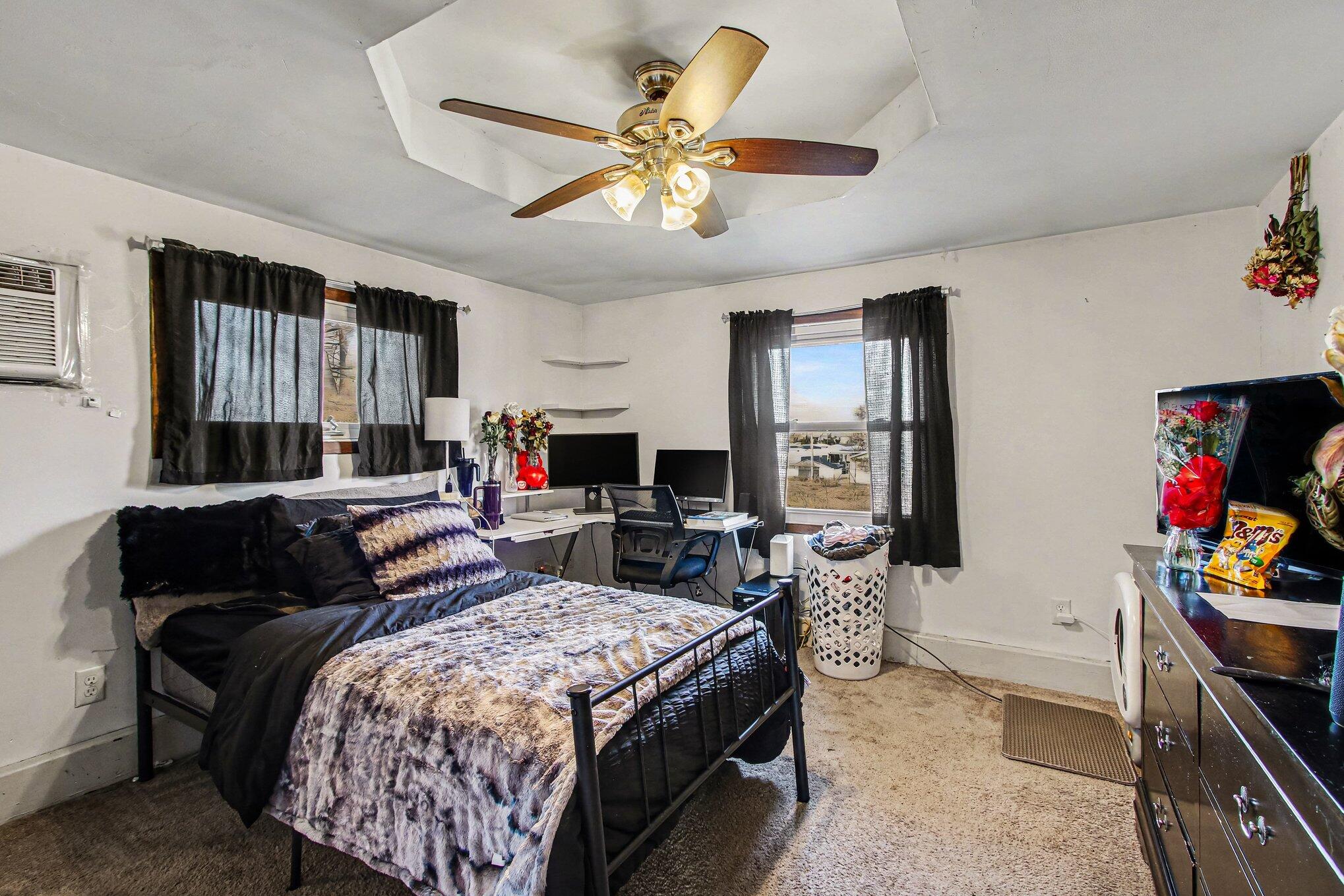 307 East Casey Street Hebron, IN 46341 - Photo 8 of 21 2038x1359