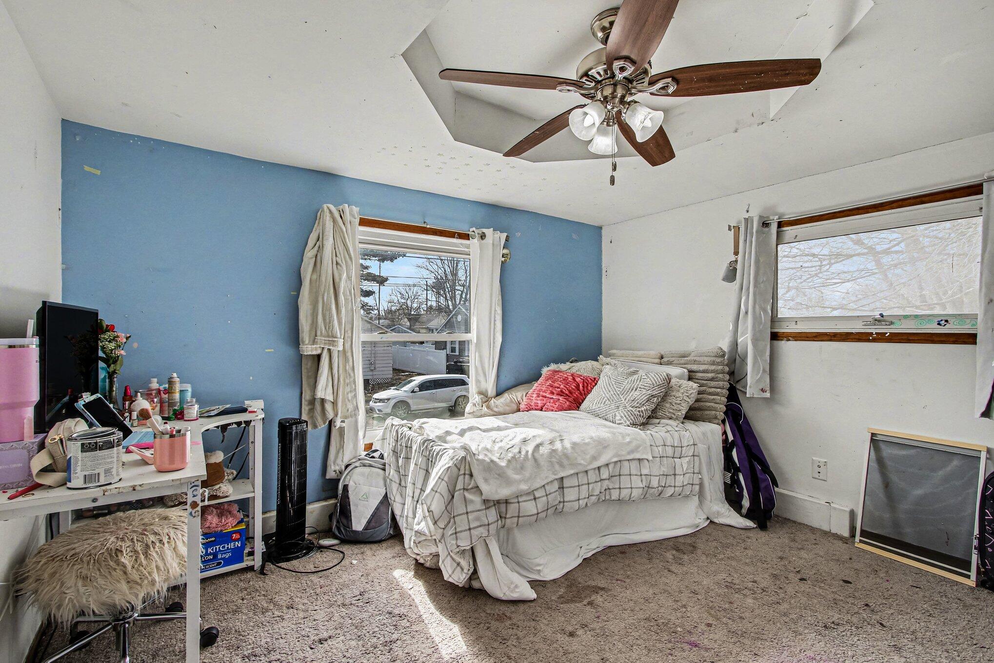 307 East Casey Street Hebron, IN 46341 - Photo 10 of 21 2038x1359