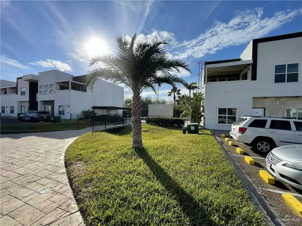 $1,500 | 4217 Colbath Avenue, Unit 430A, McAllen, TX 78503