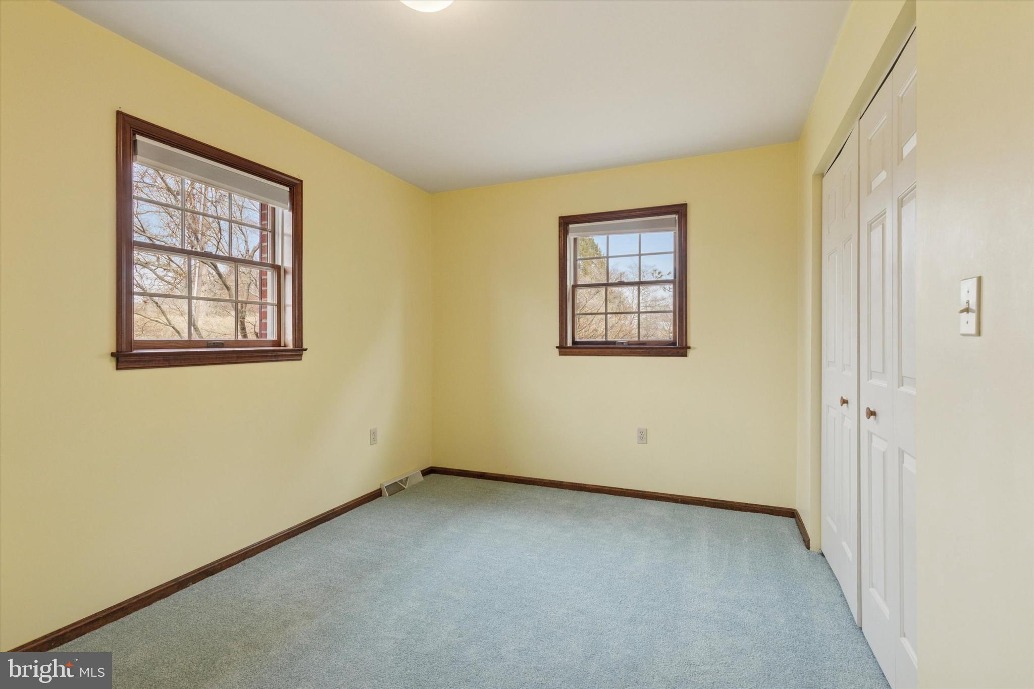 82 Starr Road Reading, PA 19608 - Photo 29 of 56 an empty room with windows