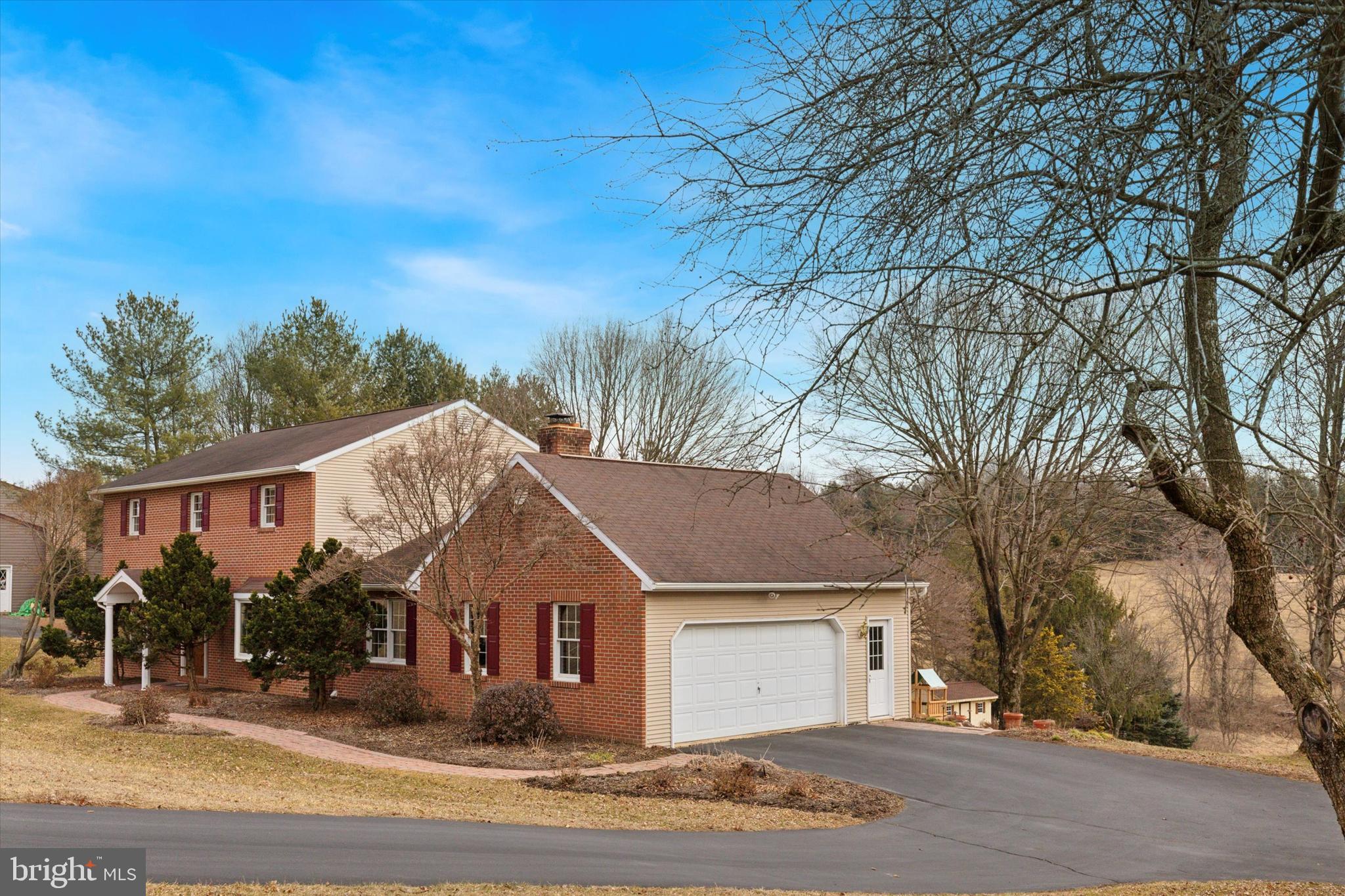 82 Starr Road Reading, PA 19608 - Photo 4 of 56 Driveway and Garage
