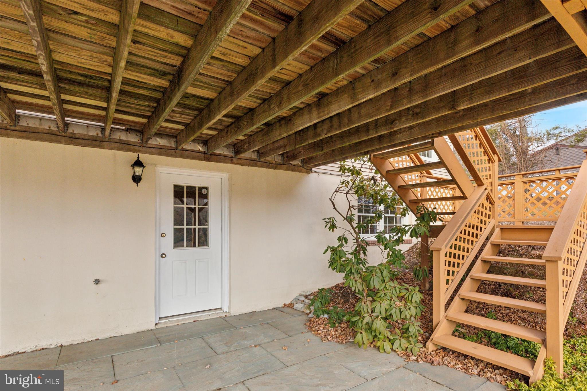 82 Starr Road Reading, PA 19608 - Photo 43 of 56 a view of an entryway