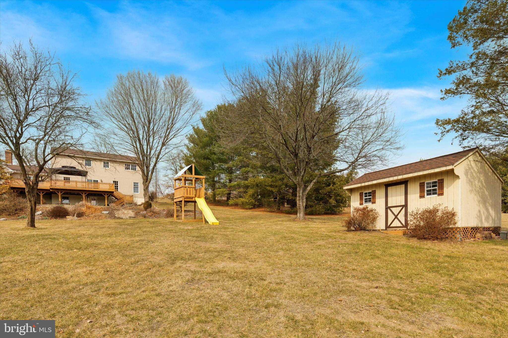 82 Starr Road Reading, PA 19608 - Photo 48 of 56 a view of a yard with a house