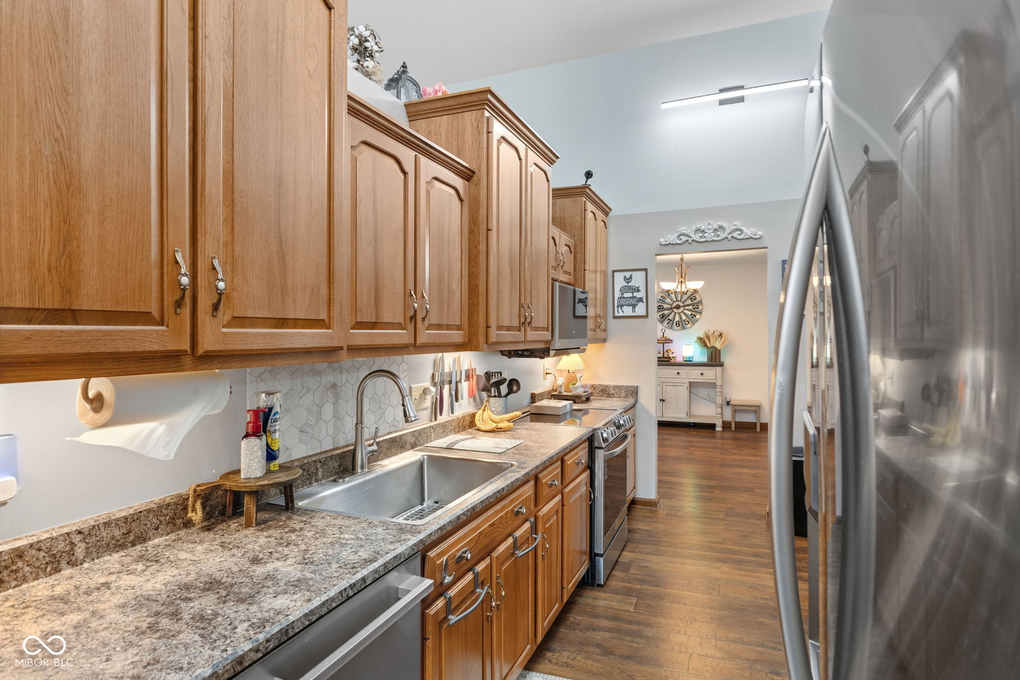 1050 Rocky Ford Road Columbus, IN 47203 - Photo 7 of 37