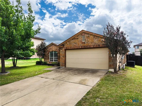 $265,000 | 2004 Vernice Drive, Copperas Cove, TX 76522