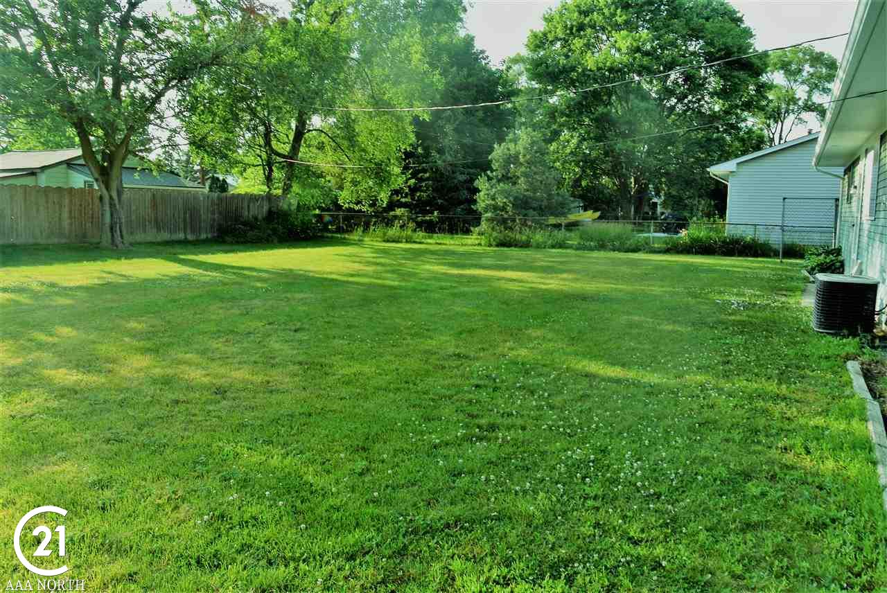 2410 Melvin Avenue Rochester, MI 48307 - Photo 24 of 25 Large Fenced in Backyard