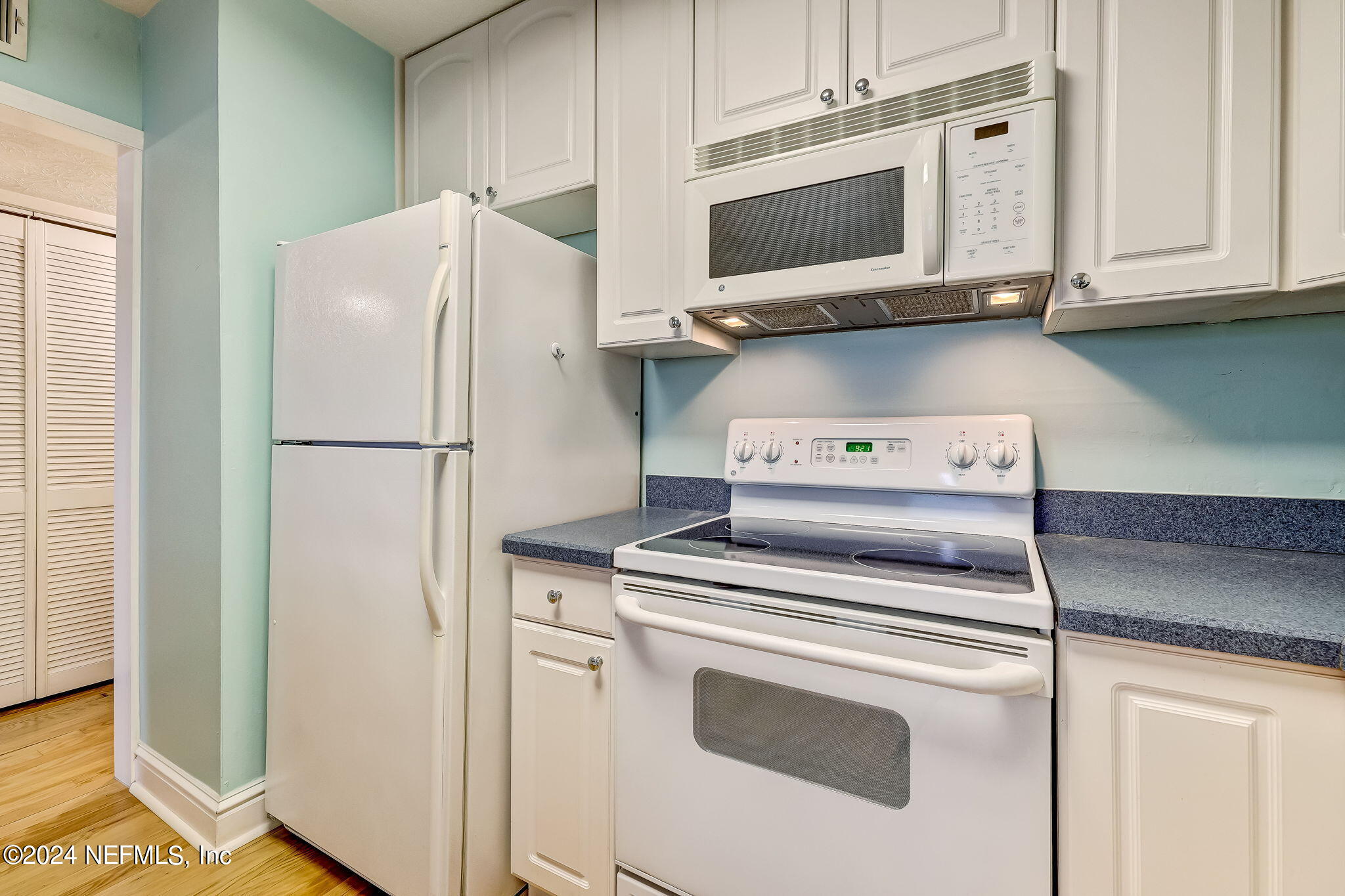 4358 Timuquana Road, Unit 143 Jacksonville, FL 32210 - Photo 12 of 33 11-web-or-mls-LR 4358 Timuquana Rd Unit