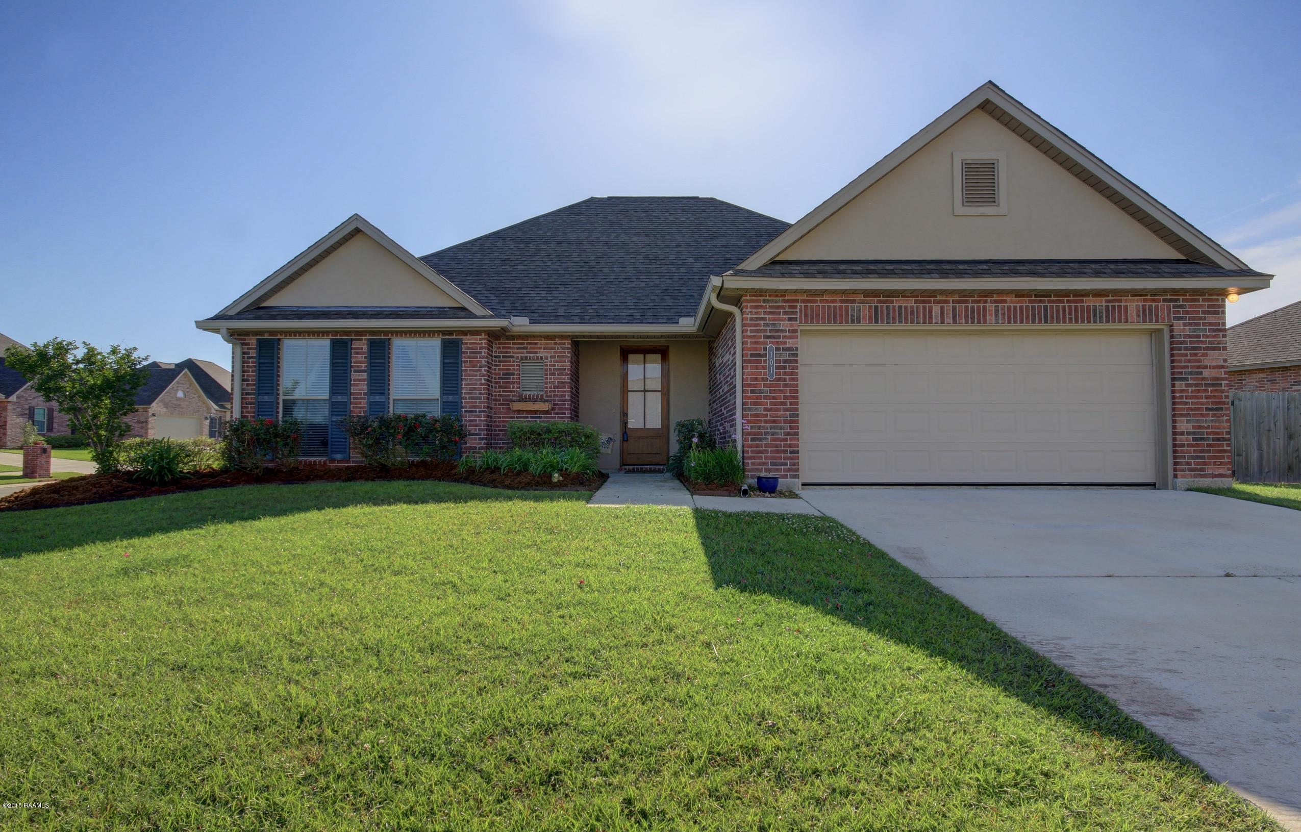 101 Still Waters Road Broussard, LA 70518 - Photo 1 of 27 s__11