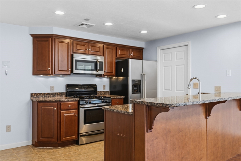 215 Longmeadow Road, Unit 104 Taunton, MA 02780 - Photo 10 of 16 Gallery Image 10