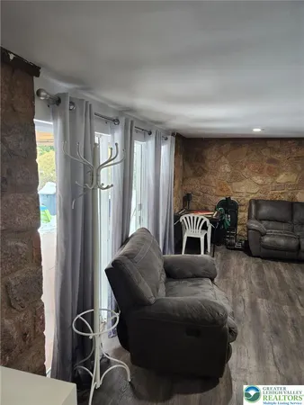 $549,000 | 811 South Glenwood Street, Allentown, PA 18103