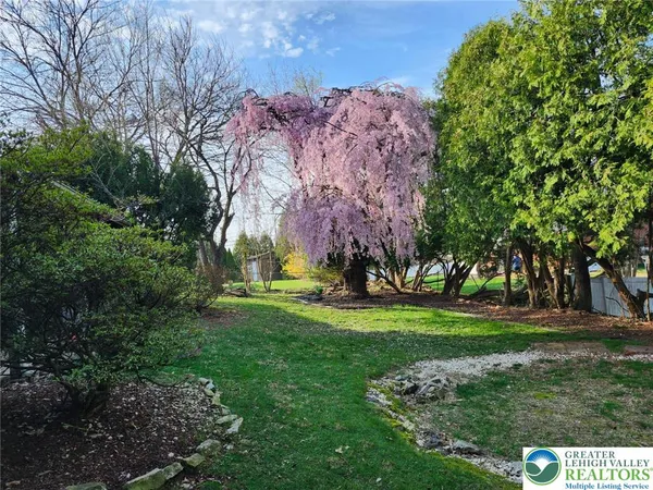 $549,000 | 811 South Glenwood Street, Allentown, PA 18103