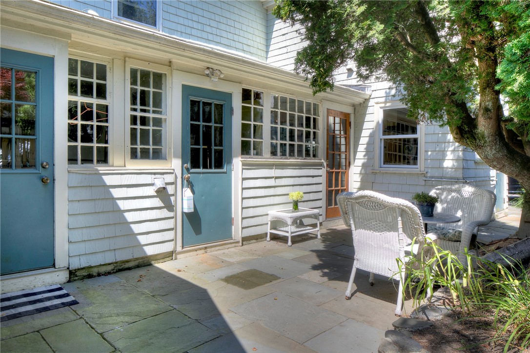 24 Old Beach Road Newport, RI 02840 - Photo 22 of 24