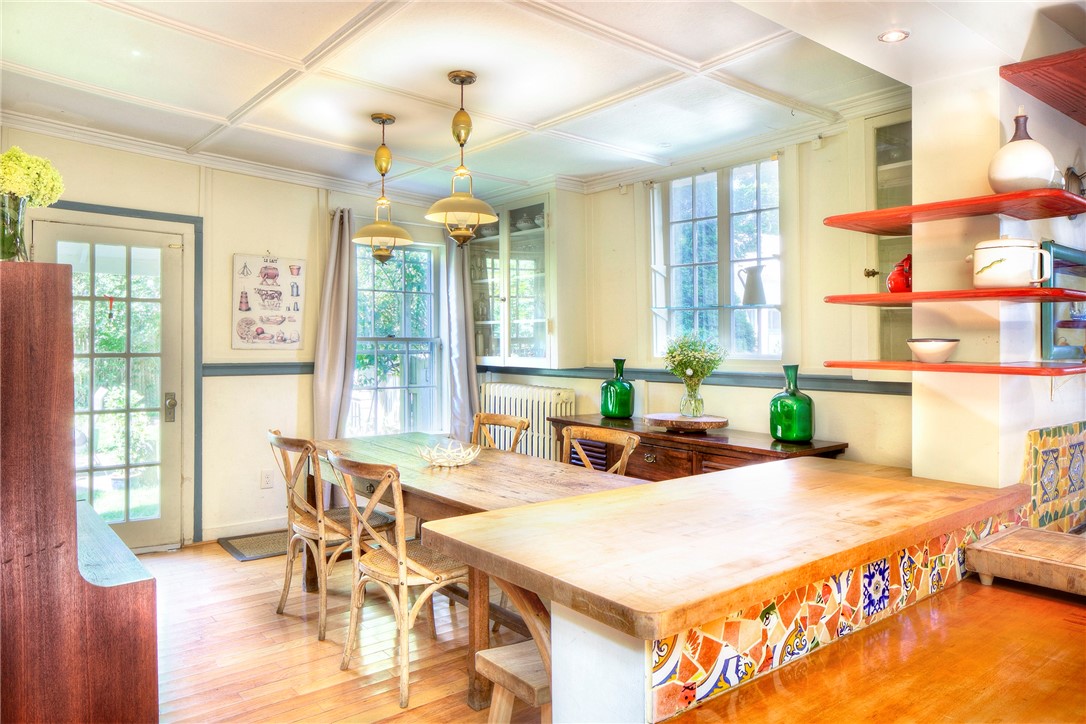 24 Old Beach Road Newport, RI 02840 - Photo 8 of 24