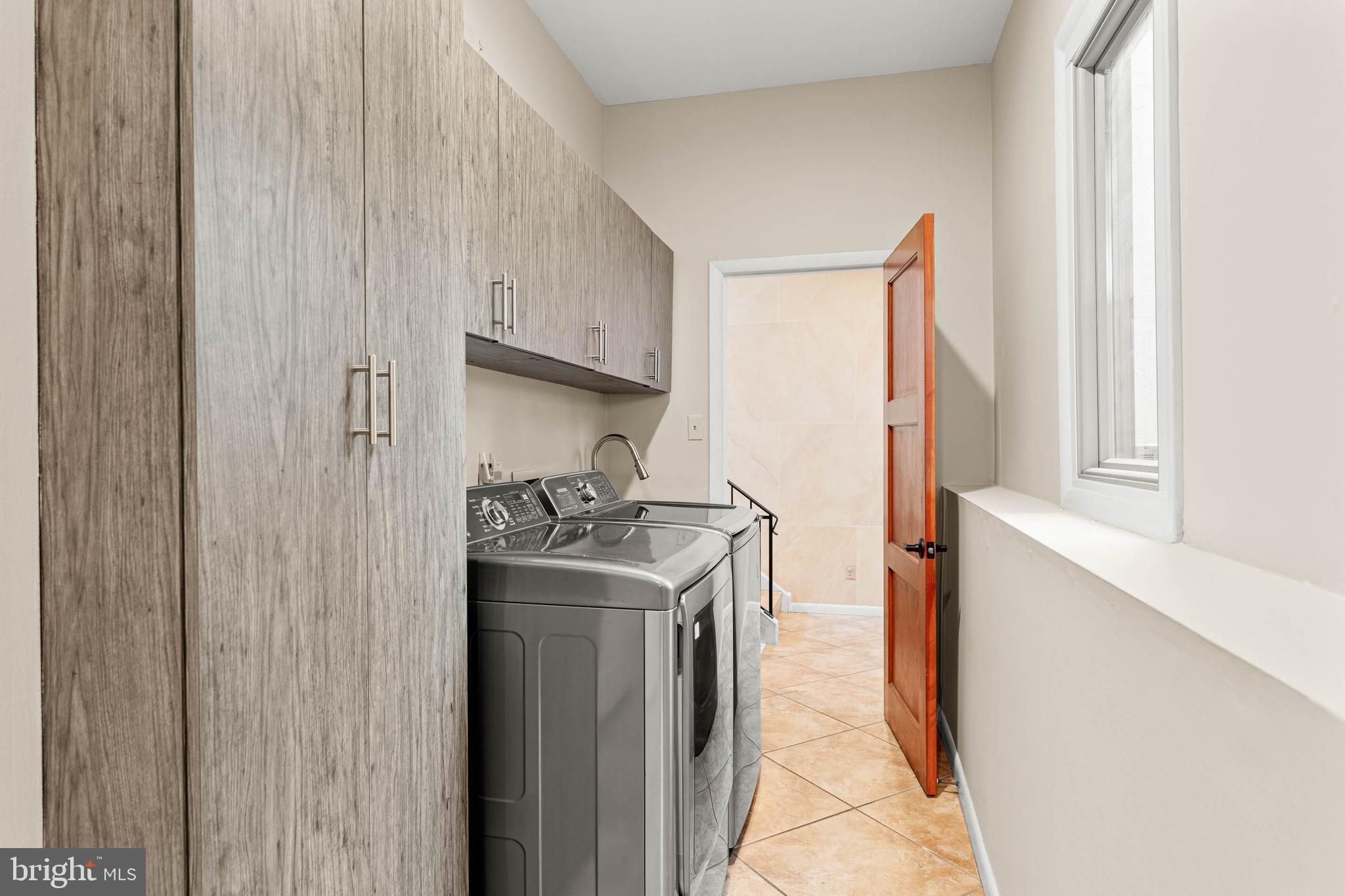 780 Panorama Road Villanova, PA 19085 - Photo 20 of 41 Laundry