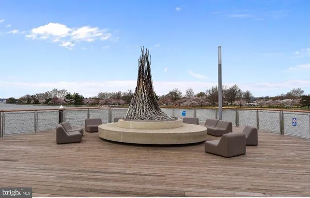 $570,000 | 1435 4th Street Southwest, Unit B211, Washington, DC 20024