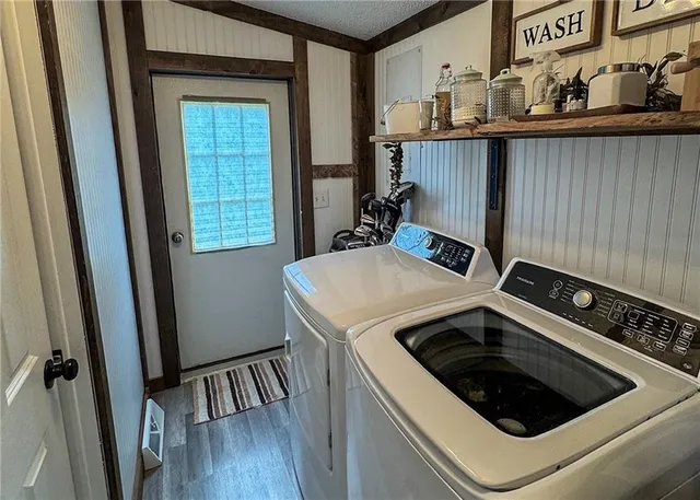 $350,000 | 21-26 Buckskin Drive, Linn Valley, KS 66040