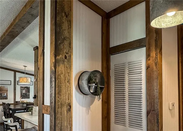 $350,000 | 21-26 Buckskin Drive, Linn Valley, KS 66040