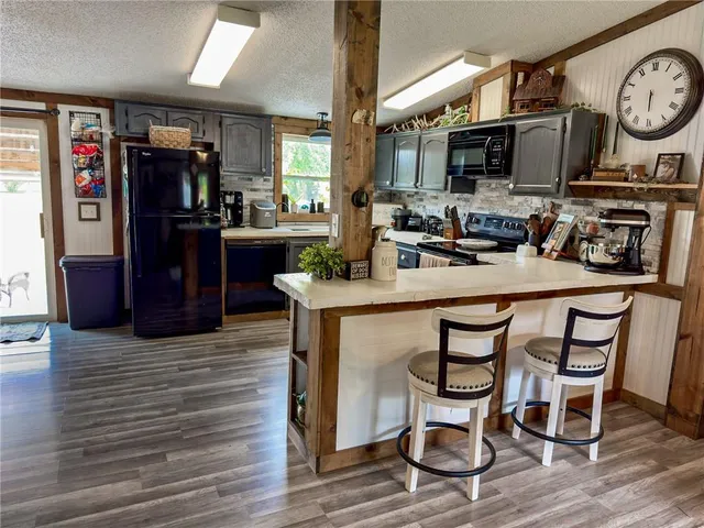 $350,000 | 21-26 Buckskin Drive, Linn Valley, KS 66040