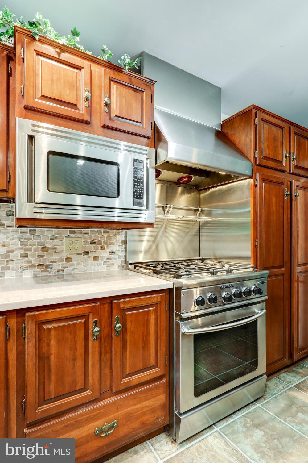 1142 Shenkel Road Pottstown, PA 19465 - Photo 13 of 77 Kitchen