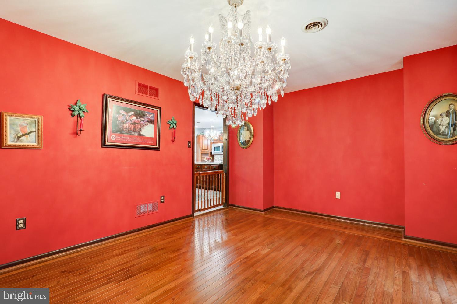 1142 Shenkel Road Pottstown, PA 19465 - Photo 7 of 77 Dinning Room