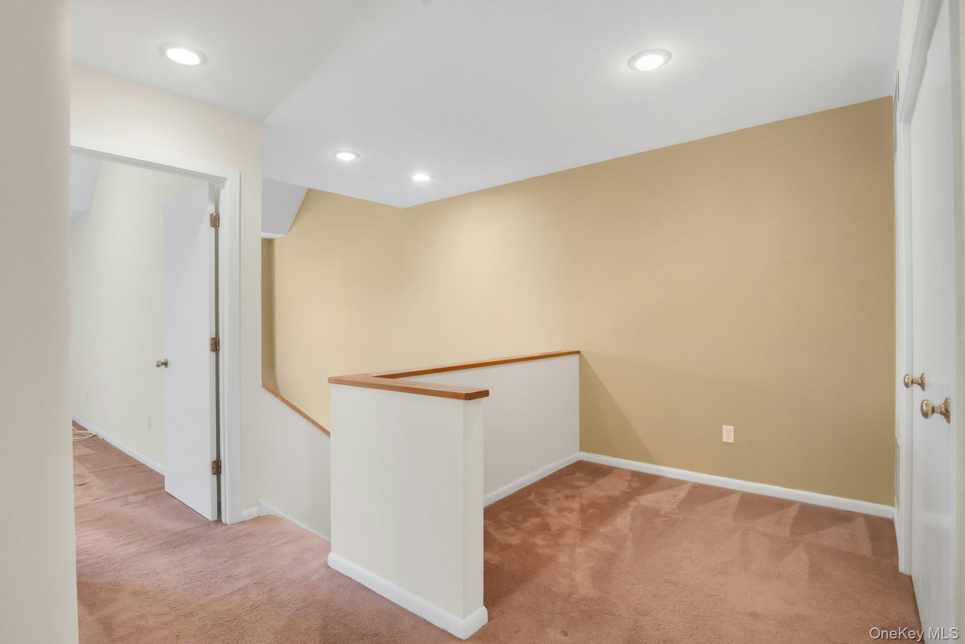 1 Spring Pond Drive, Unit 1 Ossining, NY 10562 - Photo 17 of 34 a view of an empty room
