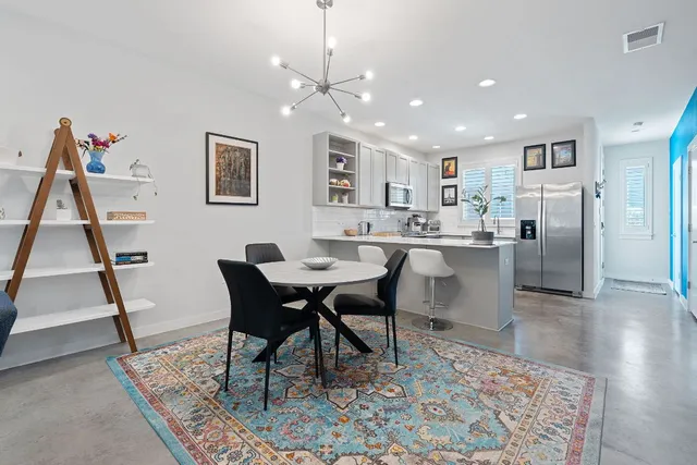 $2,300 | 801 North Bluff Drive, Unit 59, Austin, TX 78745