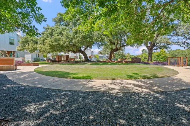 $2,300 | 801 North Bluff Drive, Unit 59, Austin, TX 78745