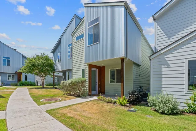 $2,300 | 801 North Bluff Drive, Unit 59, Austin, TX 78745