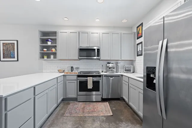 $2,300 | 801 North Bluff Drive, Unit 59, Austin, TX 78745