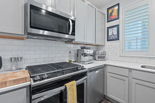 $2,300 | 801 North Bluff Drive, Unit 59, Austin, TX 78745