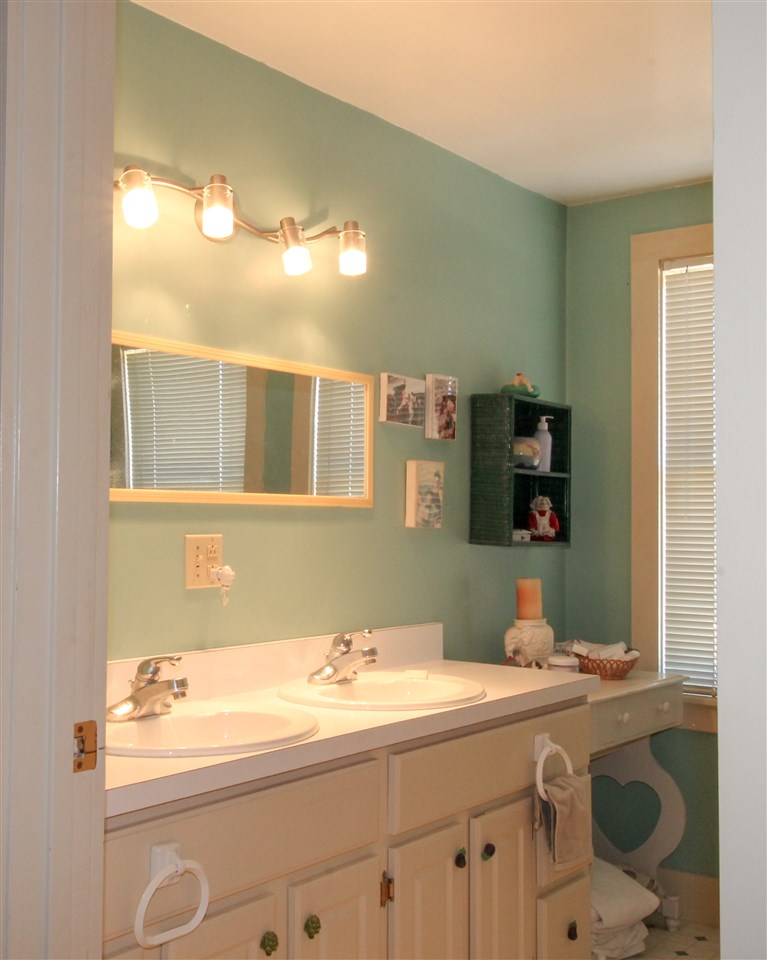 588 Fish Hill Road Randolph, VT 05060 - Photo 12 of 22