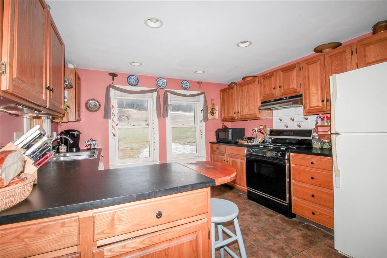 588 Fish Hill Road Randolph, VT 05060 - Photo 10 of 22