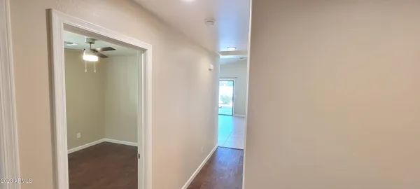 $1,895 | 1814 West Desert Hills Drive, San Tan Valley, AZ 85144