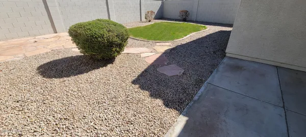 $1,895 | 1814 West Desert Hills Drive, San Tan Valley, AZ 85144