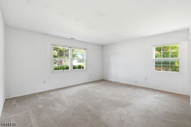 23 Sweetbriar Road Somerset, NJ 08873 - Photo 22 of 49