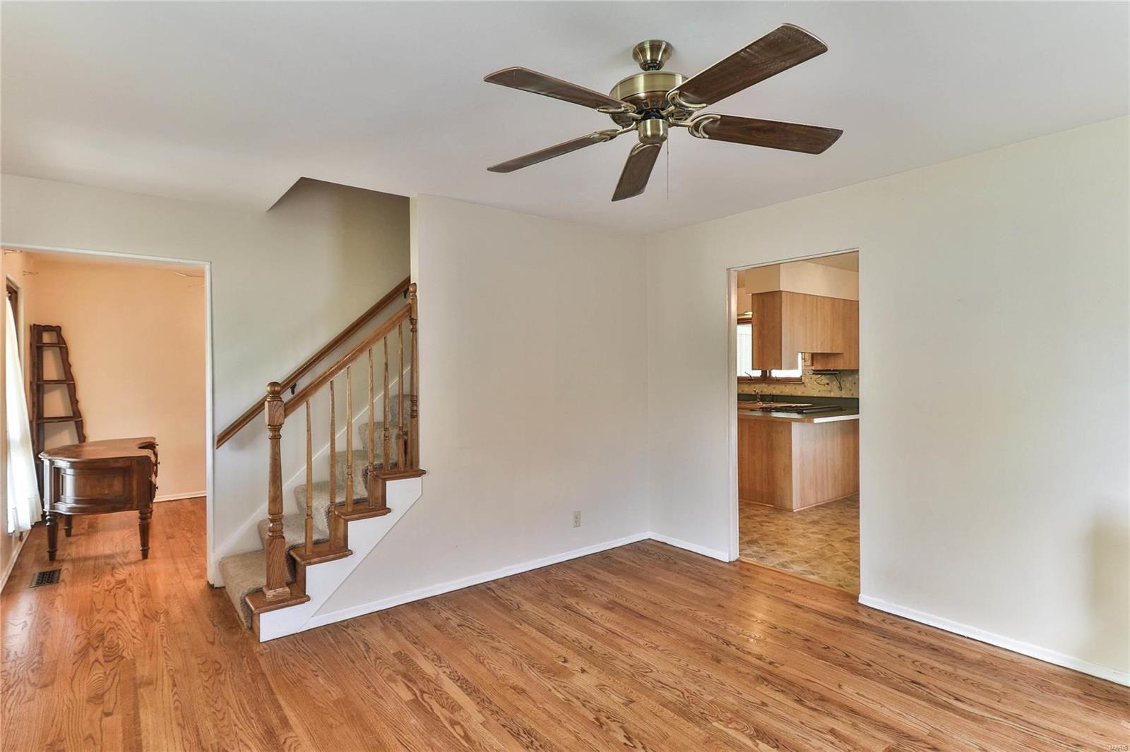 4911 Mattis Road St. Louis, MO 63128 - Photo 5 of 28 Gallery Image 5