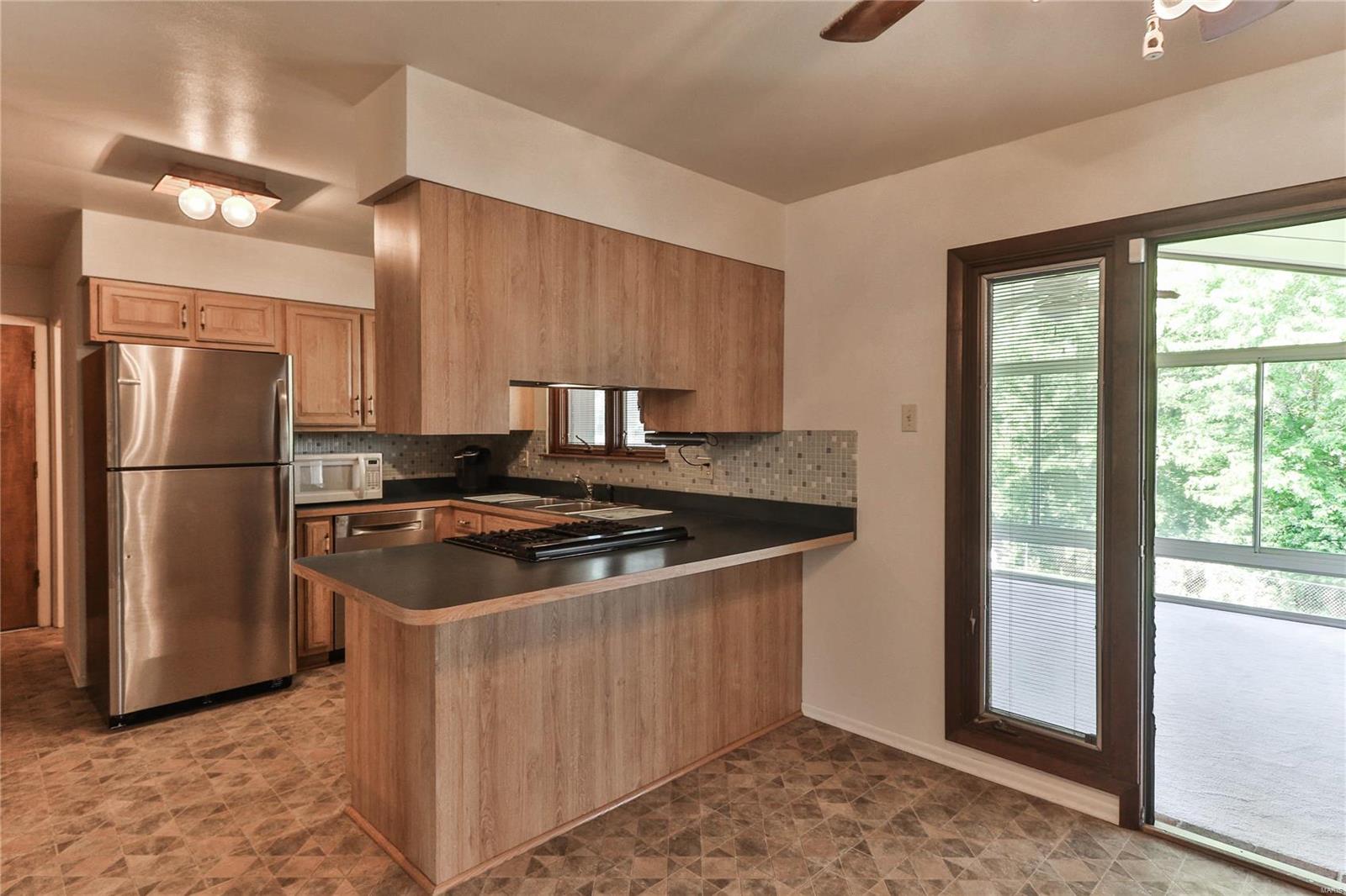 4911 Mattis Road St. Louis, MO 63128 - Photo 8 of 28 Gallery Image 8