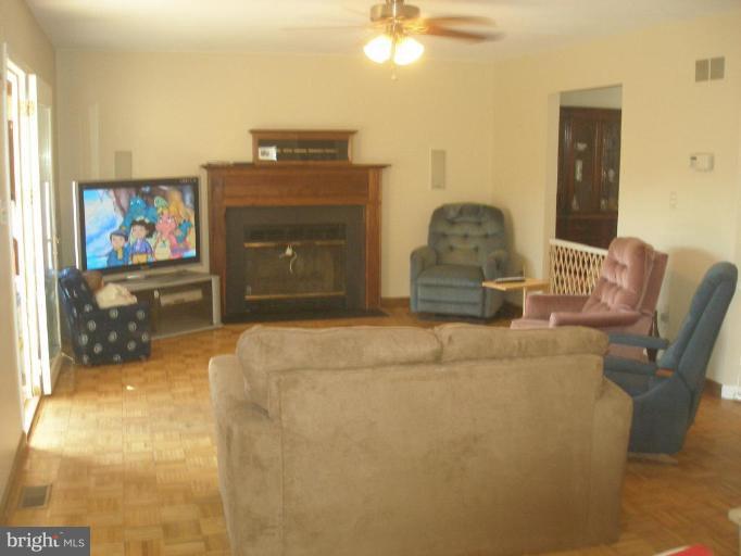 3235 Level Road Churchville, MD 21028 - Photo 19 of 30 Family Room