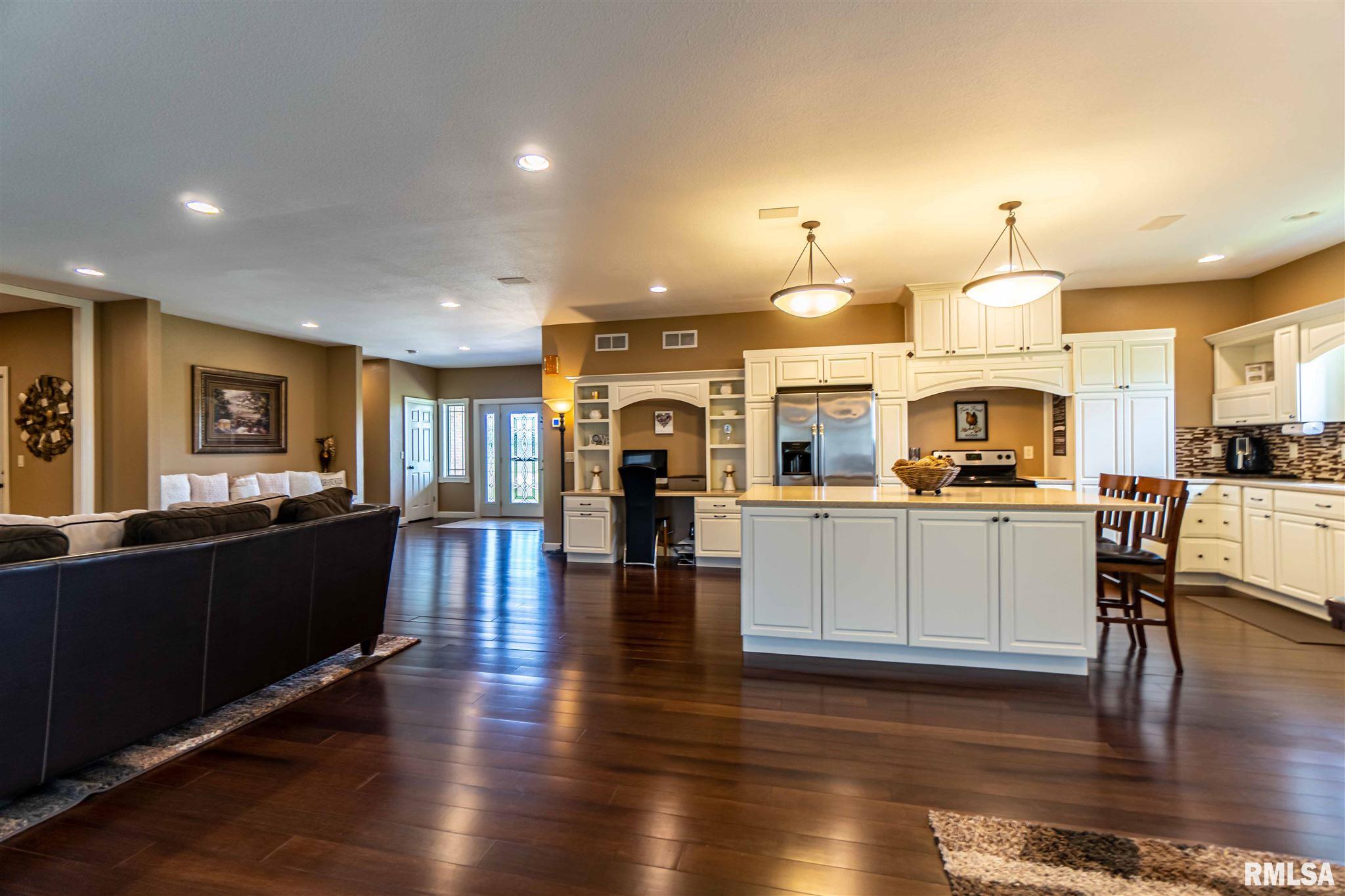 150 California Road Pekin, IL 61554 - Photo 12 of 35