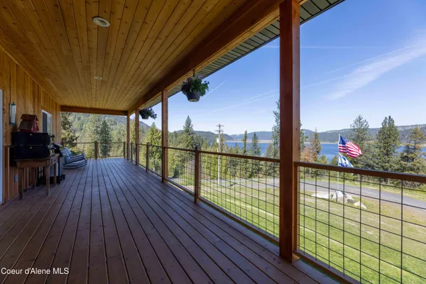 $1,275,000 | 14601 Highway 5, St. Maries, ID 83861