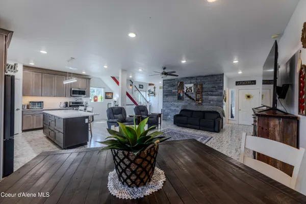 $1,275,000 | 14601 Highway 5, St. Maries, ID 83861