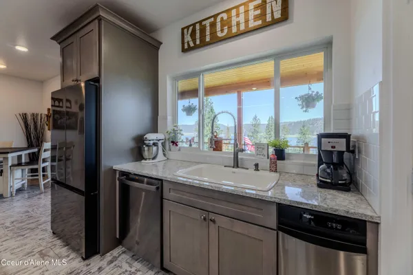 $1,275,000 | 14601 Highway 5, St. Maries, ID 83861