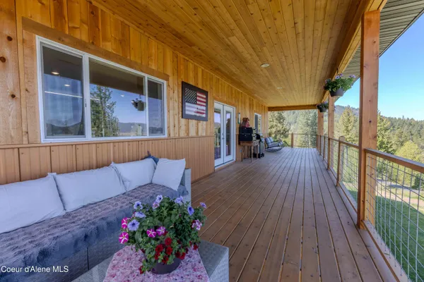 $1,275,000 | 14601 Highway 5, St. Maries, ID 83861