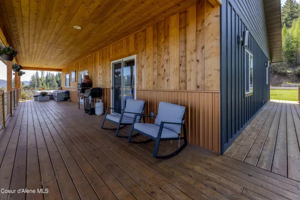 $1,275,000 | 14601 Highway 5, St. Maries, ID 83861