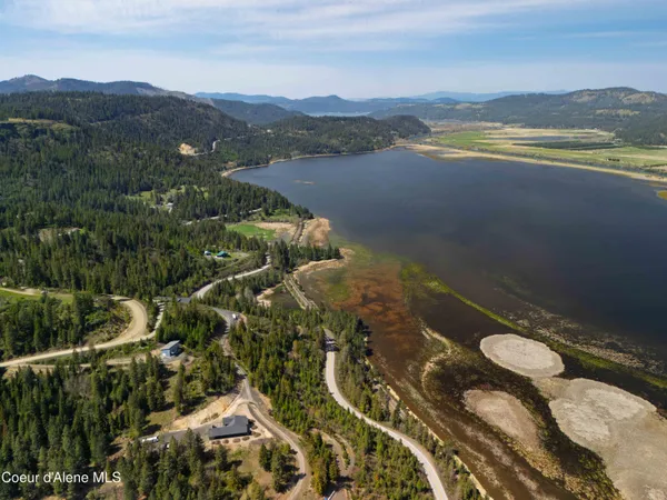 $1,275,000 | 14601 Highway 5, St. Maries, ID 83861